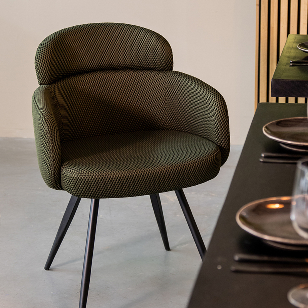 Eetkamerstoel I_Dinner - Accoudoir - Hunter - Vert - Breathe - Design - LABEL51