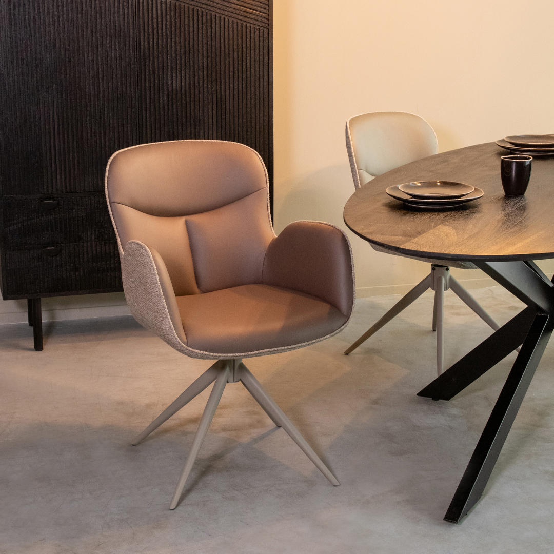 Eetkamerstoel I_Lasse - Accoudoir - Marron - Microvezel - Design - LABEL51