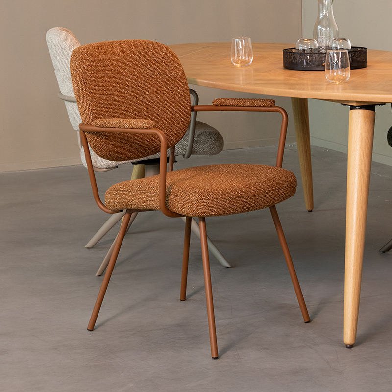 Eetkamerstoel I_Lausanne - Accoudoir - Coral - Orange - Royal Boucle - Design - LABEL51